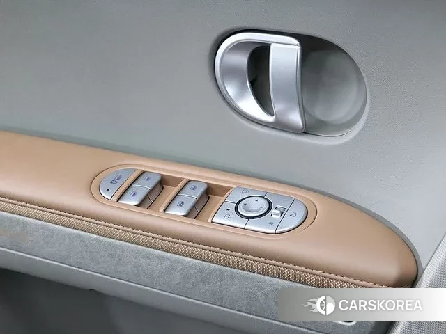 Hyundai Ionic 5 2022 Серебристо-серый из Кореи, фото 3