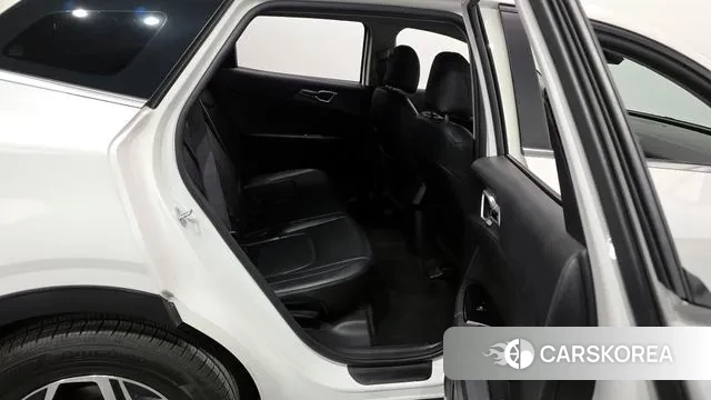 Kia Sportage 5th Generation 2022 Белый из Кореи, фото 3