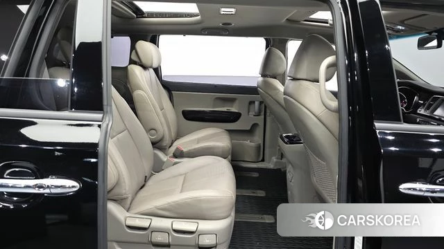 Kia The New Carnival 2018 Черный из Кореи, фото 3