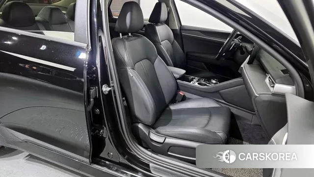 Kia K5 3rd generation 2021 Черный из Кореи, фото 3