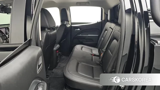 Chevrolet (GM Daewoo) Real New Colorado 2022 Черный из Кореи, фото 3