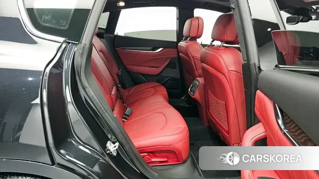 Maserati Levante 2022 Черный из Кореи, фото 3