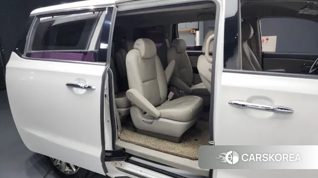 Kia The New Carnival 2018 Белый из Кореи, фото 3