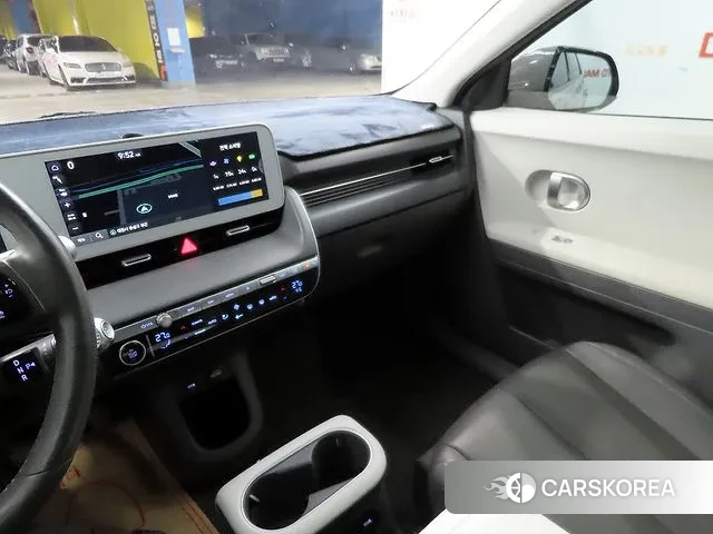Hyundai Ionic 5 2021 Серебристо-серый из Кореи, фото 3