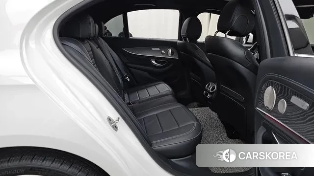 Mercedes-Benz E-Class W213 2022 Белый из Кореи, фото 3