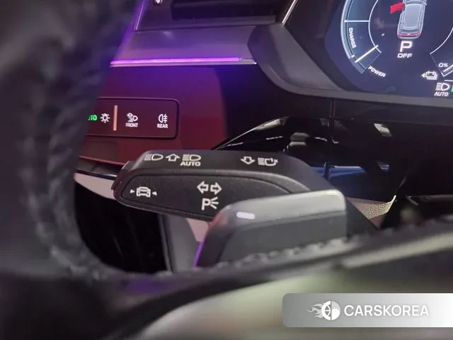 Audi e-Tron 2020 Синий из Кореи, фото 3