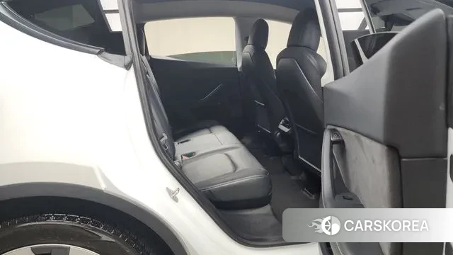 Tesla Model Y 2021 Белый из Кореи, фото 3