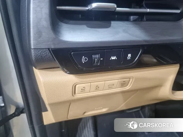 Kia Carnival 4th generation 2020 Серебряный из Кореи, фото 3