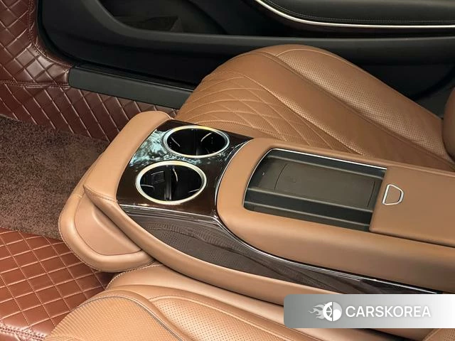 Mercedes-Benz Maybach S-class 2019 Черный из Китая, фото 3