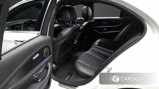 Mercedes-Benz E-Class W213 2021 Белый из Кореи, фото 3