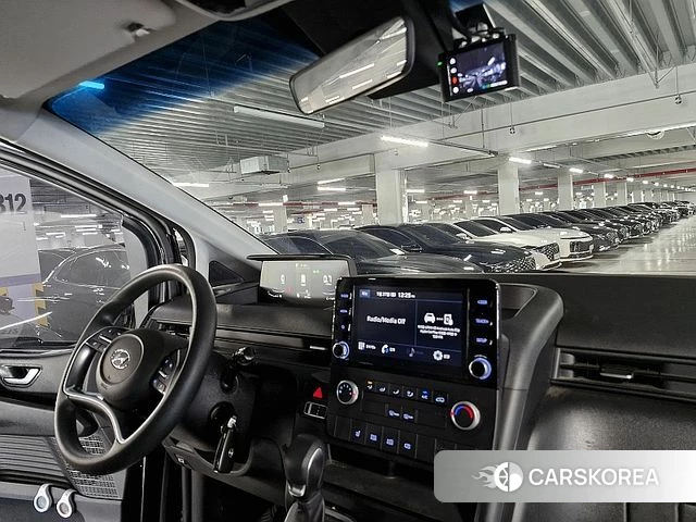 Hyundai Staria 2021 Черный из Кореи, фото 3