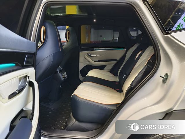 BYD Song PLUS DM 2023 Белый из Китая, фото 3