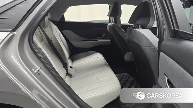 Hyundai Avante Hybrid (CN7) 2022 Серый из Кореи, фото 3