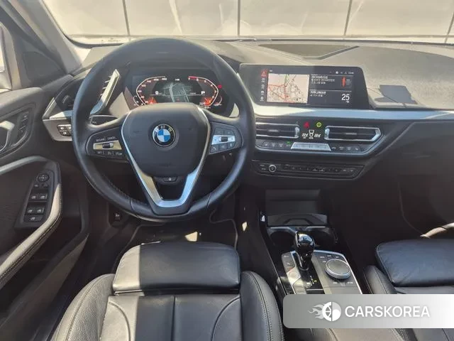 BMW 1 Series (F40) 2022 Черный из Кореи, фото 3