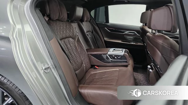 BMW 7 Series (G11) 2021 Серый из Кореи, фото 3