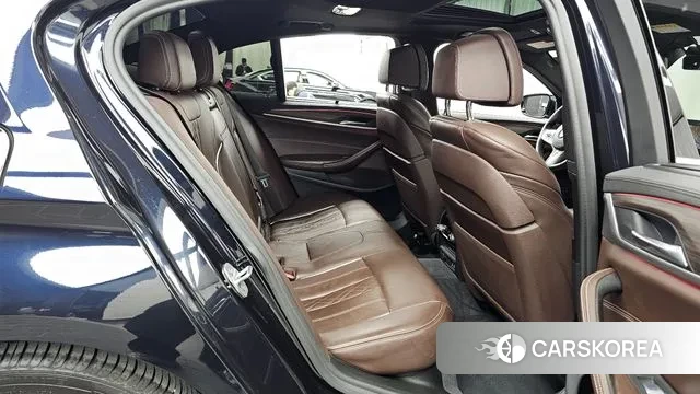 BMW 5 Series (G30) 2020 Черный из Кореи, фото 3