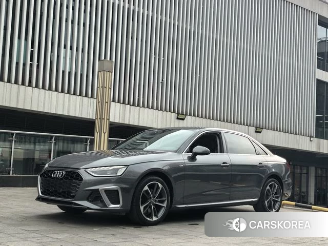 Audi A4L 2021 Темно-серый из Китая, фото 3