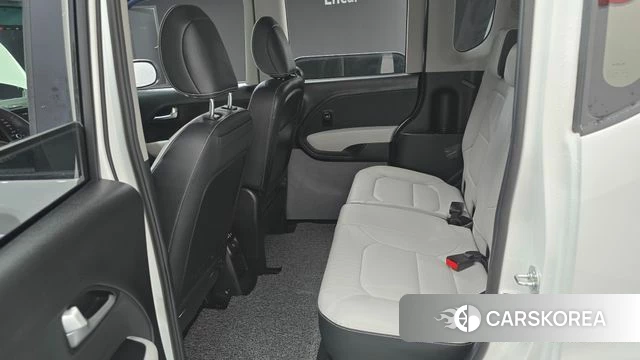 Kia The New Kia Ray 2023 Белый из Кореи, фото 3