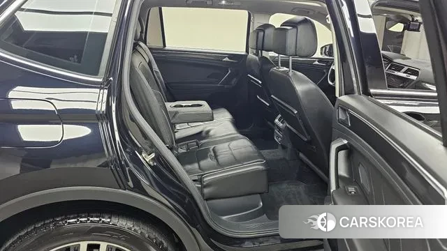 Volkswagen Tiguan Allspace 2018 Черный из Кореи, фото 3