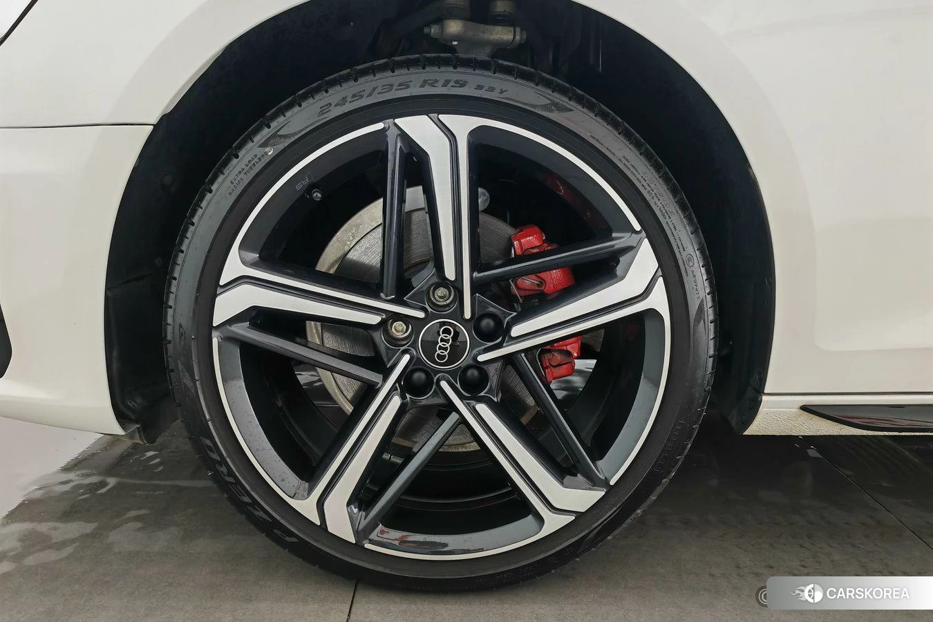 Audi A4L 2023 Белый из Китая, фото 3