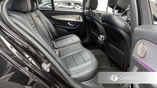 Mercedes-Benz E-Class W213 2018 Черный из Кореи, фото 3
