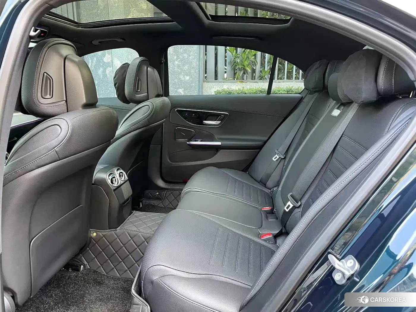 Mercedes-Benz C-class 2025 Черный из Китая, фото 3