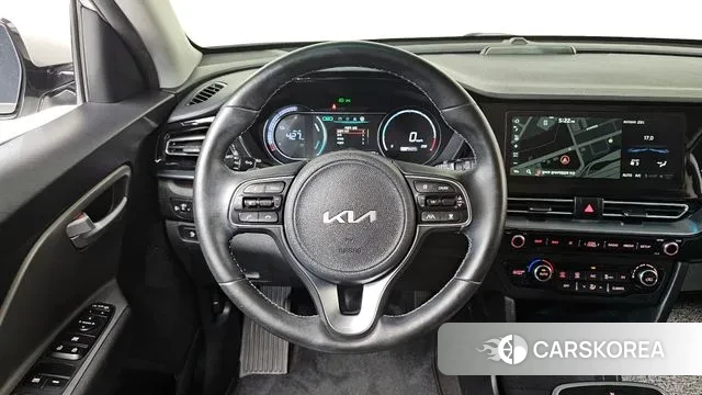 Kia Niro Plus 2022 Серебряный из Кореи, фото 3