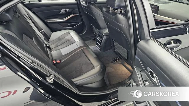 BMW 3 Series (G20) 2022 Черный из Кореи, фото 3