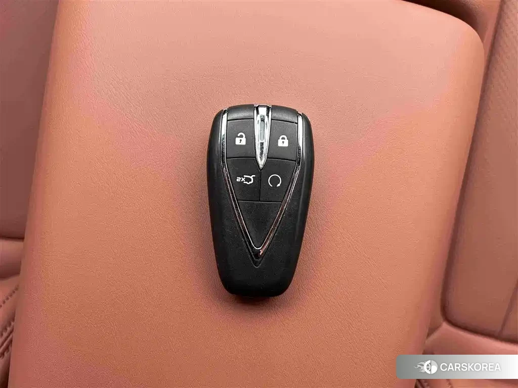 Chang'an Changan CS75PLUS 2025 Silver/gray из Китая, фото 3