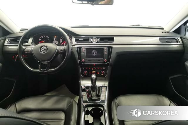 Volkswagen Passat 2018 Черный из Китая, фото 3