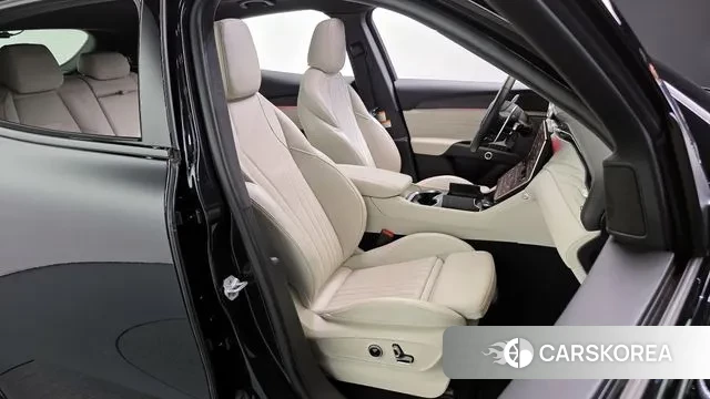 Maserati Grecale 2023 Черный из Кореи, фото 3