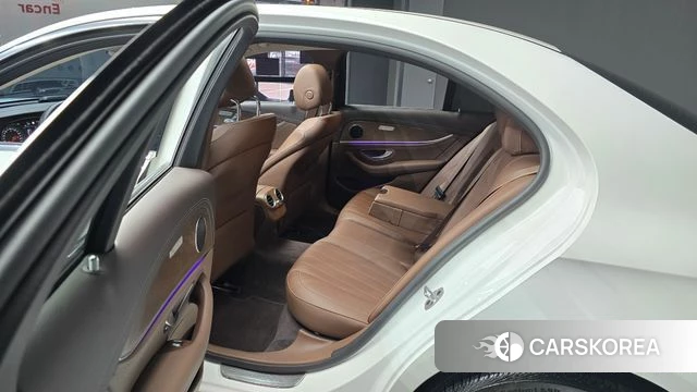 Mercedes-Benz E-Class W213 2019 Белый из Кореи, фото 3
