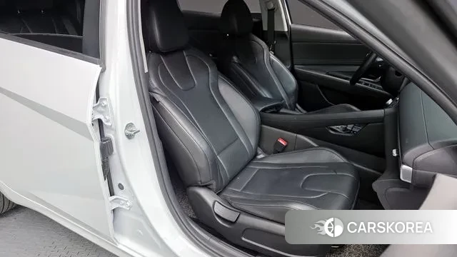 Hyundai Avante (CN7) 2022 Белый из Кореи, фото 3