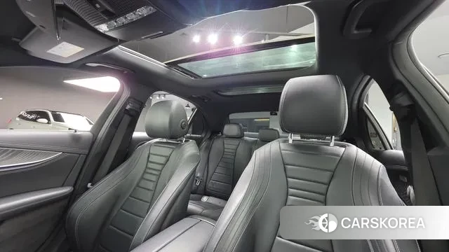 Mercedes-Benz E-Class W213 2021 Белый из Кореи, фото 3