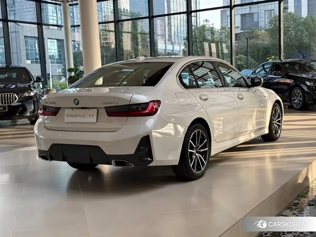 BMW 3 series 2024 Белый из Китая, фото 3