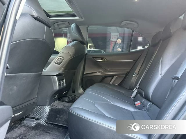 Toyota Camry 2023 Черный из Китая, фото 3