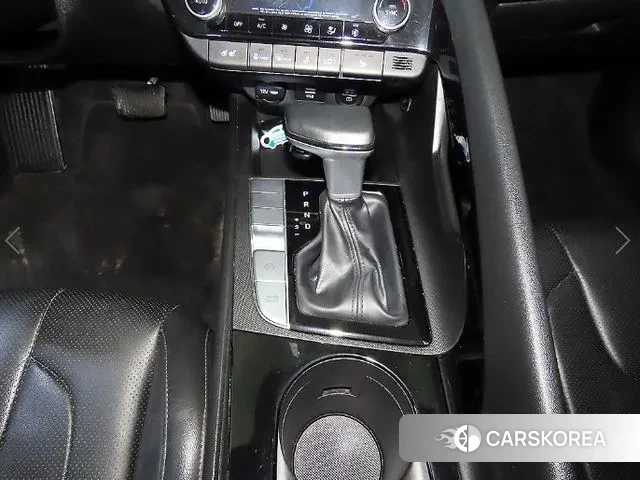 Hyundai Avante (CN7) 2020 Красный из Кореи, фото 3