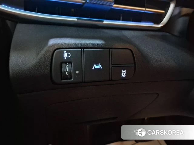Hyundai Avante (CN7) 2021 Красный из Кореи, фото 3