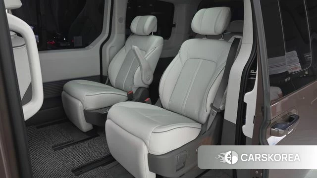 Hyundai Staria 2025 Коричневый из Кореи, фото 3