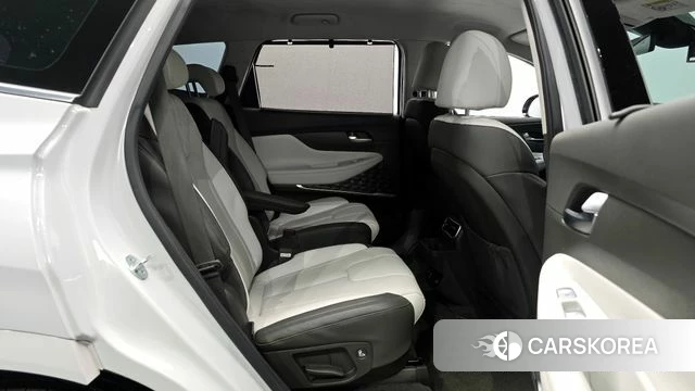 Hyundai The New Santa Fe 2022 Белый из Кореи, фото 3