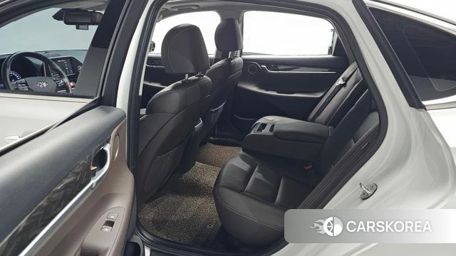 Hyundai Grandeur IG 2018 Белый из Кореи, фото 3