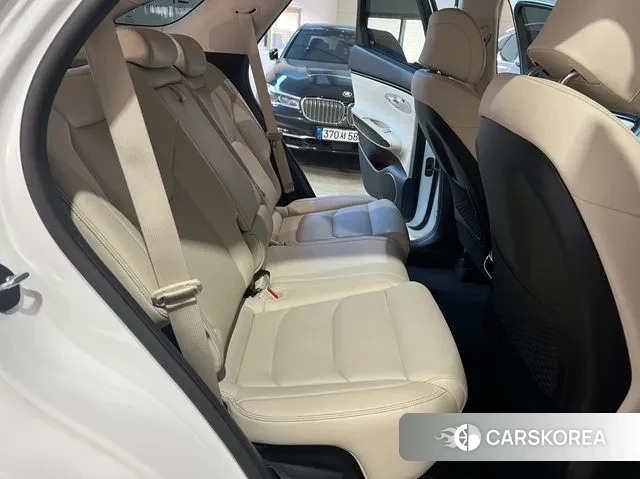 Genesis GV70 2021 Белый из Кореи, фото 3