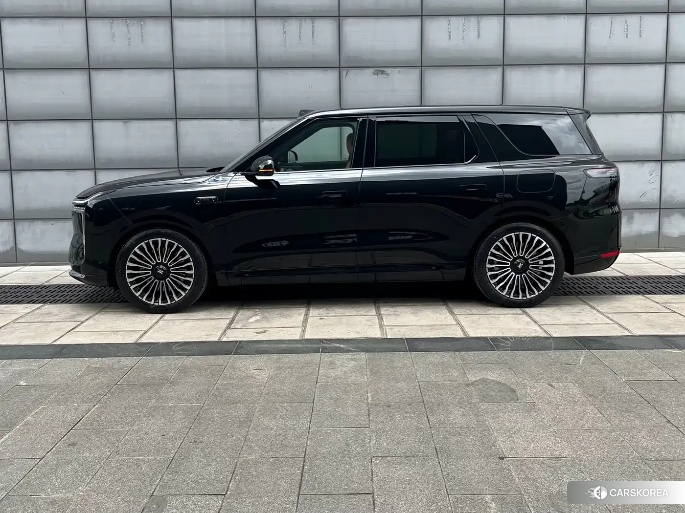 Zhiji Automobile Zhiji LS8 2026 Черный из Китая, фото 3