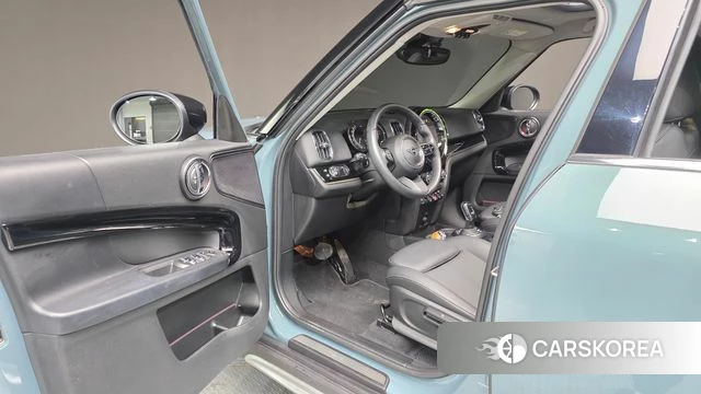 Mini Cooper Countryman 2022 Цвет галактики из Кореи, фото 3