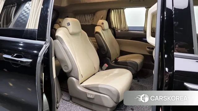 Kia Carnival 4th generation 2022 Черный из Кореи, фото 3
