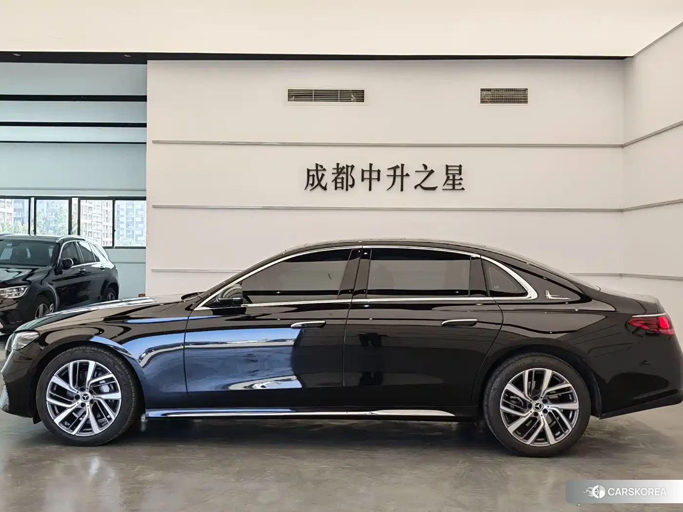Mercedes-Benz E-Class 2024 Черный из Китая, фото 3
