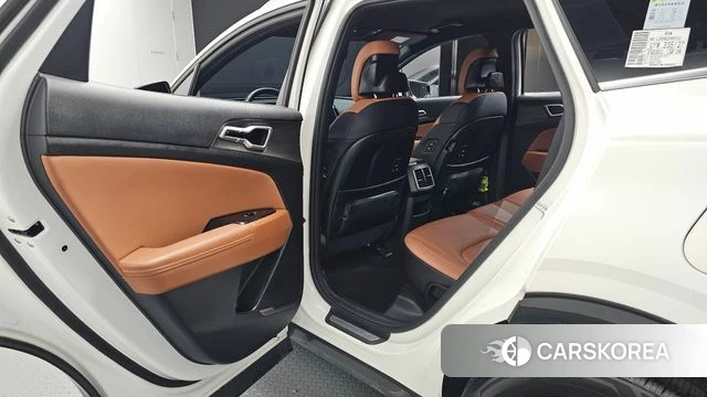 Kia Sportage 5th Generation 2024 Белый из Кореи, фото 3