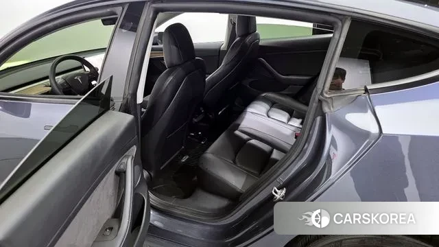 Tesla Model 3 2022 Серый из Кореи, фото 3