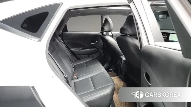 Hyundai Kona (SX2) 2023 Белый из Кореи, фото 3