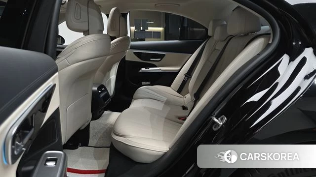 Mercedes-Benz E-Class W214 2024 Черный из Кореи, фото 3